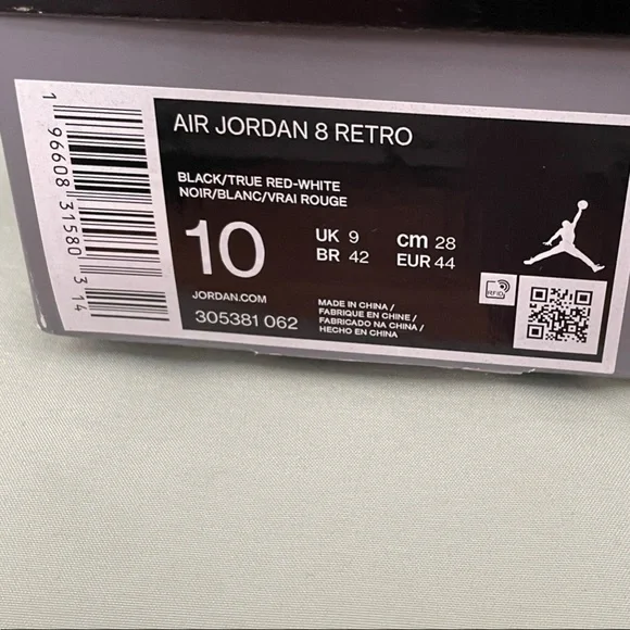 NEW Jordan 8 Retro Playoffs Size 10 - Picture 5 of 5